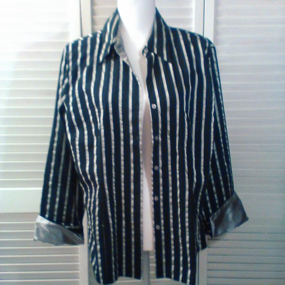 Cato XL Black/Silver Stripe Shimmery Stretch Button Front Career Shirt Top - Picture 1 of 7